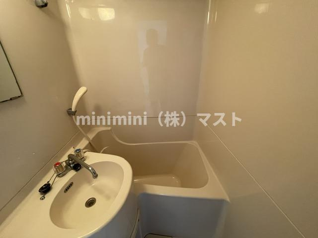明星館の洗面所