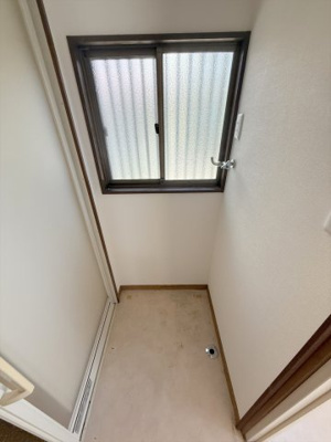 【洗面所】 | 福田７丁目戸建て | 脱衣所、洗濯機置き場