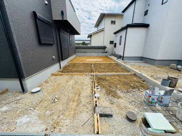 海までスグそこ　魚住町西岡1594番　全4棟　C号棟の駐車場
