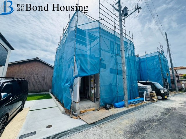 海までスグそこ　魚住町西岡1594番　全4棟　C号棟の前面道路含む現地写真