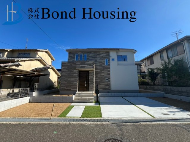 お車３台駐車可　魚住町西岡1594番　全4棟　B号棟の外観：施工例