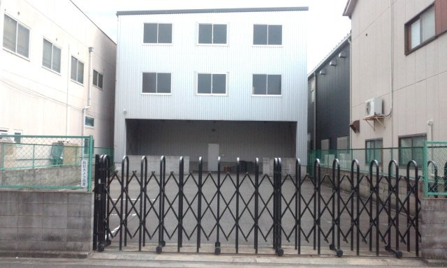 東大阪市衣摺2丁目貸倉庫165万円の外観