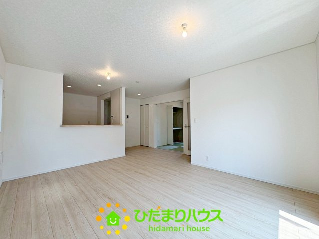 宮代町百間第8Ⅱ期　新築一戸建て　12　クレイドルガーデンの居間・リビング