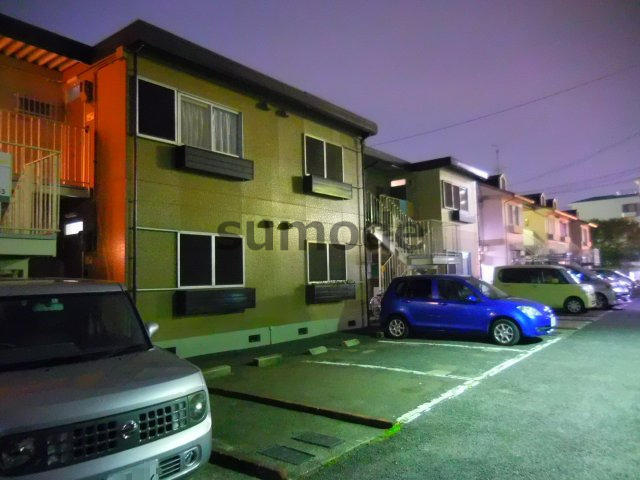 髙井ハイツB棟