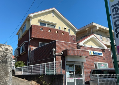 【外観】 | パームⅡ | 物件の詳細については、現地を見てわかること以外に、役所や法務局などで調べないとわからないことがあります。そのため、現地に行く場合は、もしこの物件を買ったらどのような生活ができるかをイメージしましょう。