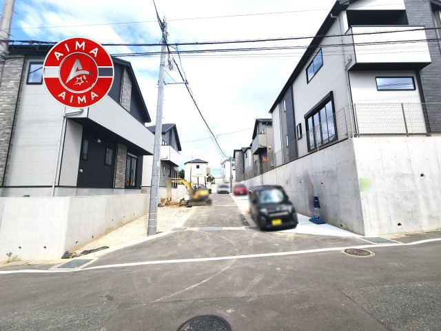 福岡市東区八田3丁目第13-6棟（1号棟）　の前面道路含む現地写真|見学の時間などお気軽にお問い合わせ下さい。