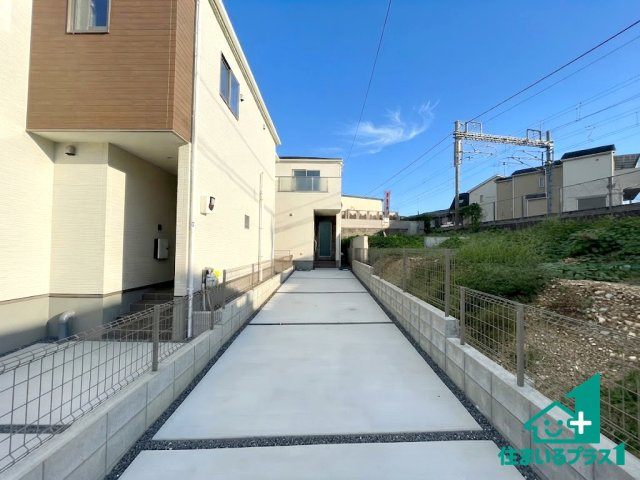 ★宇治市羽拍子町　第2期　新築一戸建ての駐車場|駐車スペース！散水栓があるので、こまめに愛車を洗えます！