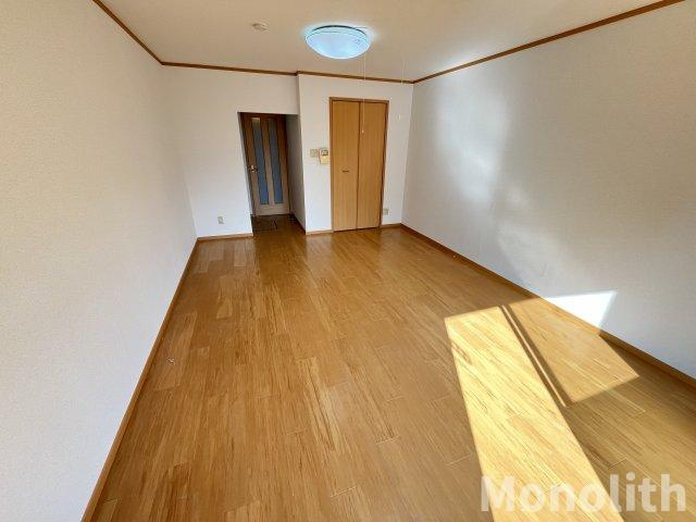 シェアー・ウエストの洋室