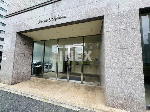 アムール横浜のエントランス