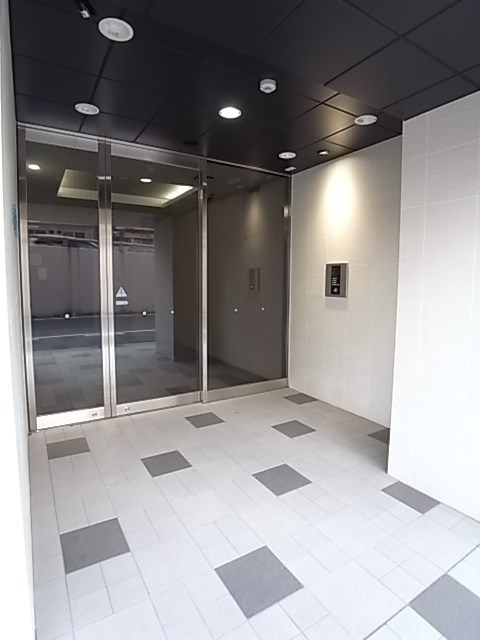 シエテ立花駅前のエントランス|落ち着いたエントランスです