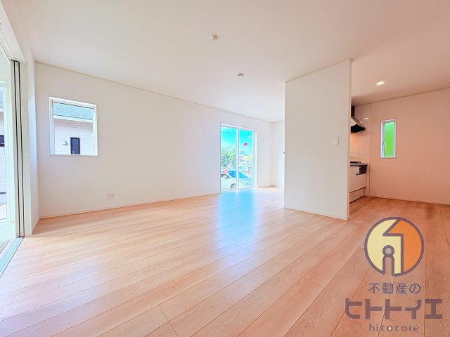 新築建売】柳川市大和町豊原の居間・リビング