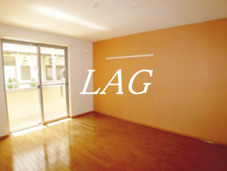 【居間・リビング】 | ベルコモン | 洋室のお部屋です。