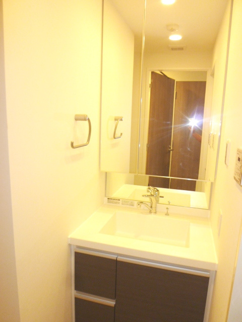 Grace Villa 御茶ノ水の独立洗面台|※写真は同タイプの別室になります