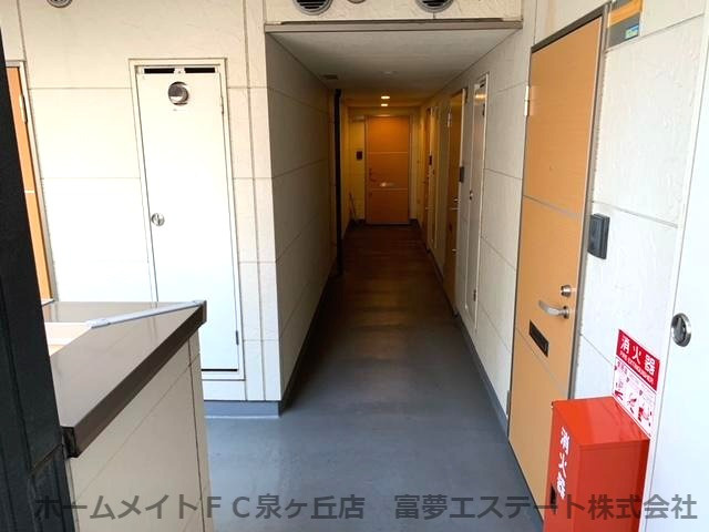 フジパレスデルフィ鳳南のロビー