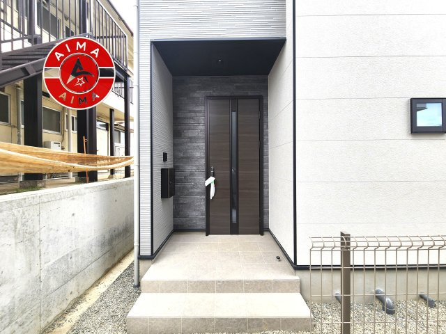 福岡市東区八田3丁目第13-6棟（4号棟）　の玄関|おでかけの時も帰った時も、「我が家」を最初に感じでもらえる素敵な空間に。