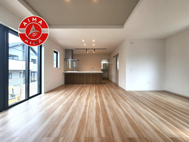 福岡市東区八田3丁目第13-6棟（4号棟）　の居間・リビング|多くの時間を過すことになるリビングだからこそ、いつも穏やかな空間・解放感が味わえ毎日が充実します。