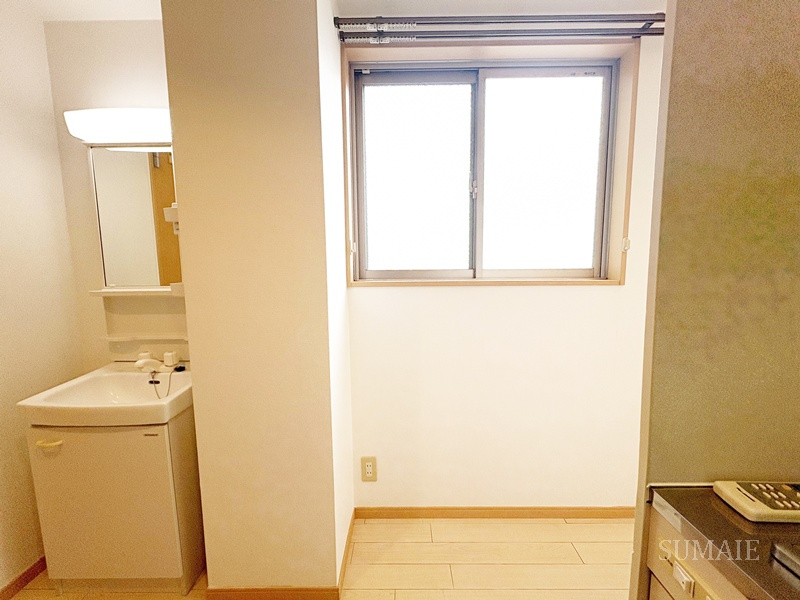 ロイヤルシティ赤羽岩淵のキッチン|冷蔵庫置き場です☆