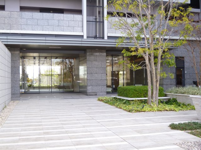 【エントランス】 | クレヴィアタワー神戸ハーバーランド