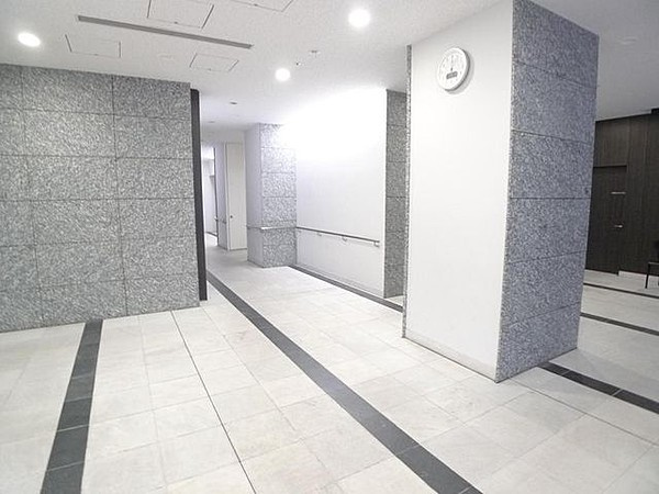 イーストコア曳舟一番館のロビー