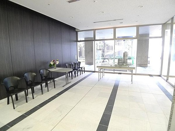 イーストコア曳舟一番館のロビー