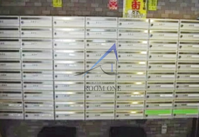アーバンアメニティ中野のその他共用部分|集合ポストです。