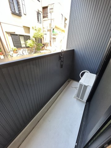 GAZELLE NOAH尼崎尾浜Ⅰのバルコニー
