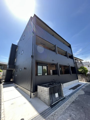 GAZELLE NOAH尼崎尾浜Ⅰの外観|落ち着いた雰囲気の外観です