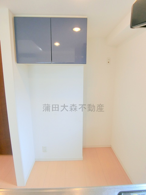 Dream Atlas 樹心のキッチン|冷蔵庫置き場、収納