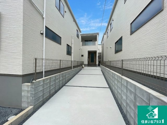 宇治市羽拍子町　第2期　新築一戸建ての駐車場|駐車スペース！散水栓があるので、こまめに愛車を洗えます！
