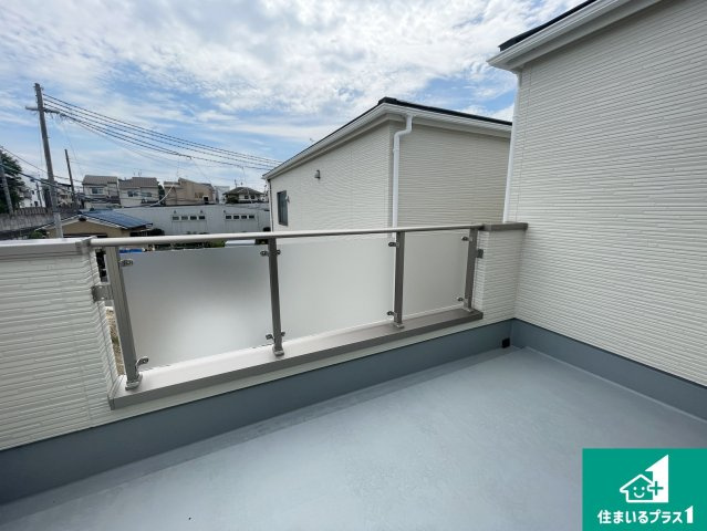 宇治市羽拍子町　第2期　新築一戸建てのバルコニー|日当たりのよいバルコニー！お部屋が開放的に！