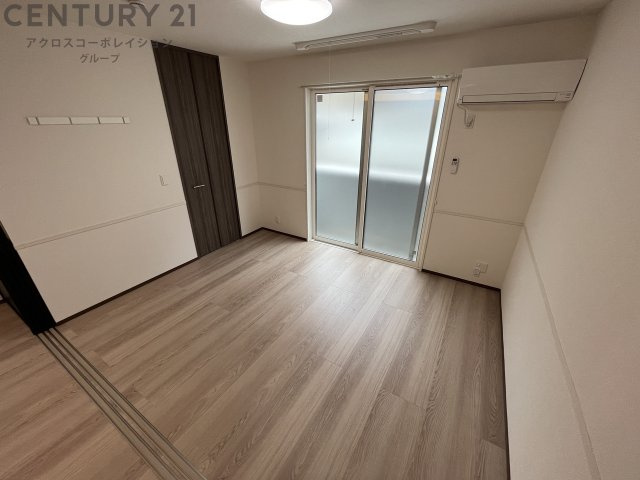 エアコンは2台設置済み。