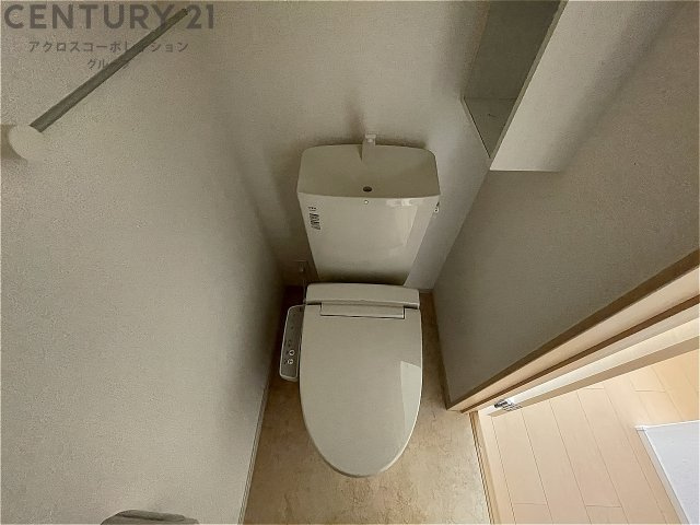 温水洗浄便座付きのトイレです！