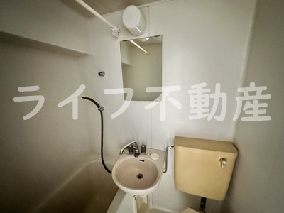 メゾン小若江の洗面所|使いやすい洗面所です