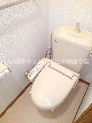 【トイレ】 | メゾン・フリージアＡ