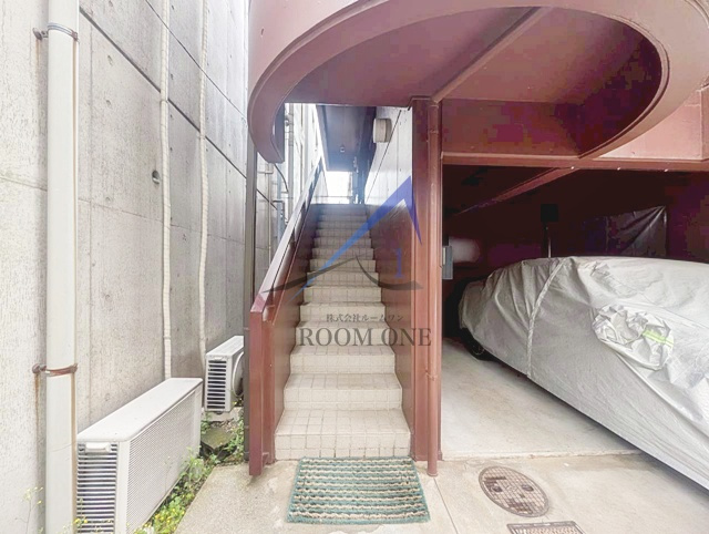 原宿竹中ハウスのエントランス|エントランスです。