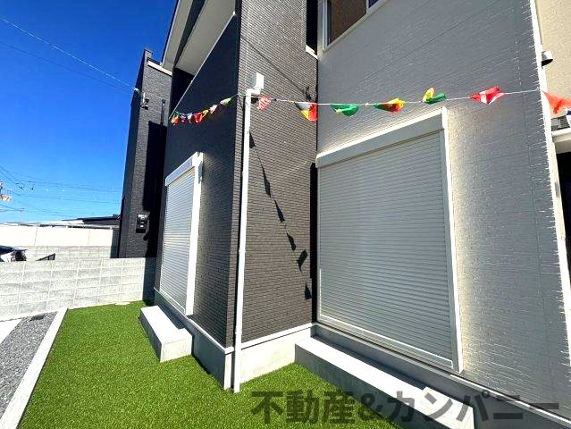 ハートフルタウン下吾川　伊予市下吾川の新築戸建のその他|シャッター付きです