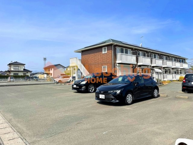 アンジュの駐車場|駐車場完備です