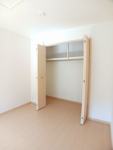 リバーサイド　レジデンス　Ｂの収納