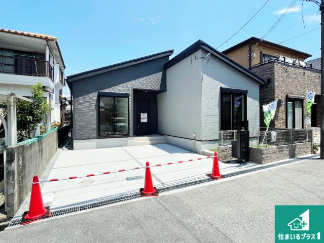 加古川市平岡町土山　第1期　新築一戸建ての外観|安心の10年保証！外観を美しく保ち、雨水で汚れを落とします！気になることがありましたら、お気軽にお問い合わせください！