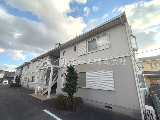 フレグランス牛川A棟の外観