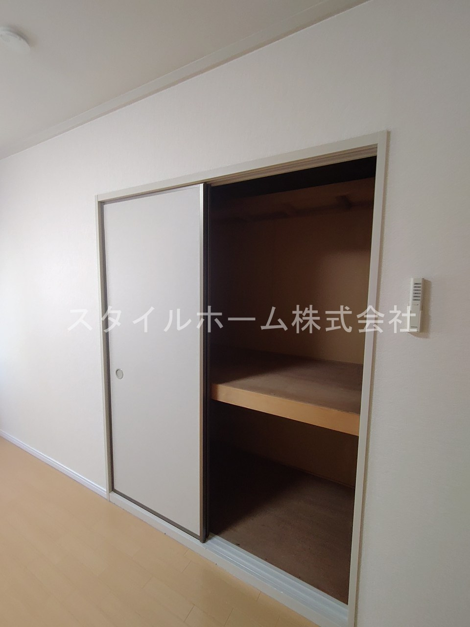 フレグランス牛川A棟の収納