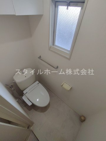 フレグランス牛川A棟のトイレ