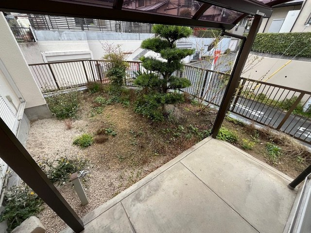 石原邸の庭