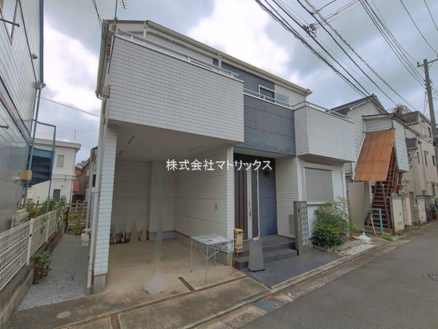 練馬区練馬3丁目　人気エリア　2012年築×リフォーム住宅の外観