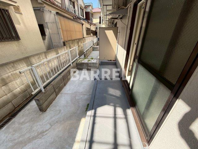 オフィス・みざ　箕輪のバルコニー