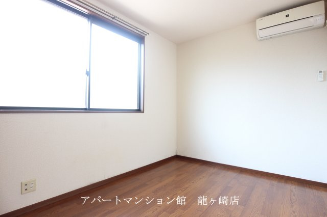 エクセルパレス佐貫B棟の寝室