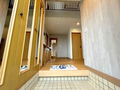 【玄関】 | 高槻市三島江戸建