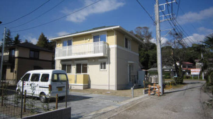 D-room神山（ﾃﾞｨｰﾙｰﾑｺｳﾔﾏ）　Aの外観