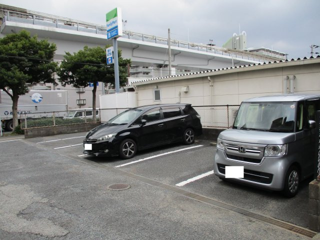 arkhills企救丘（D-1）の駐車場