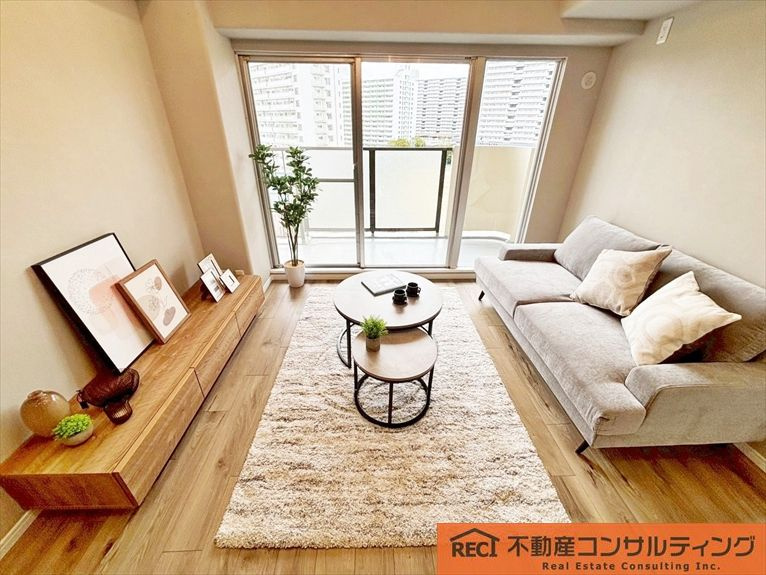 ネオコーポ武庫川の居間・リビング|マックスバリュ西宮上田店まで徒歩3分